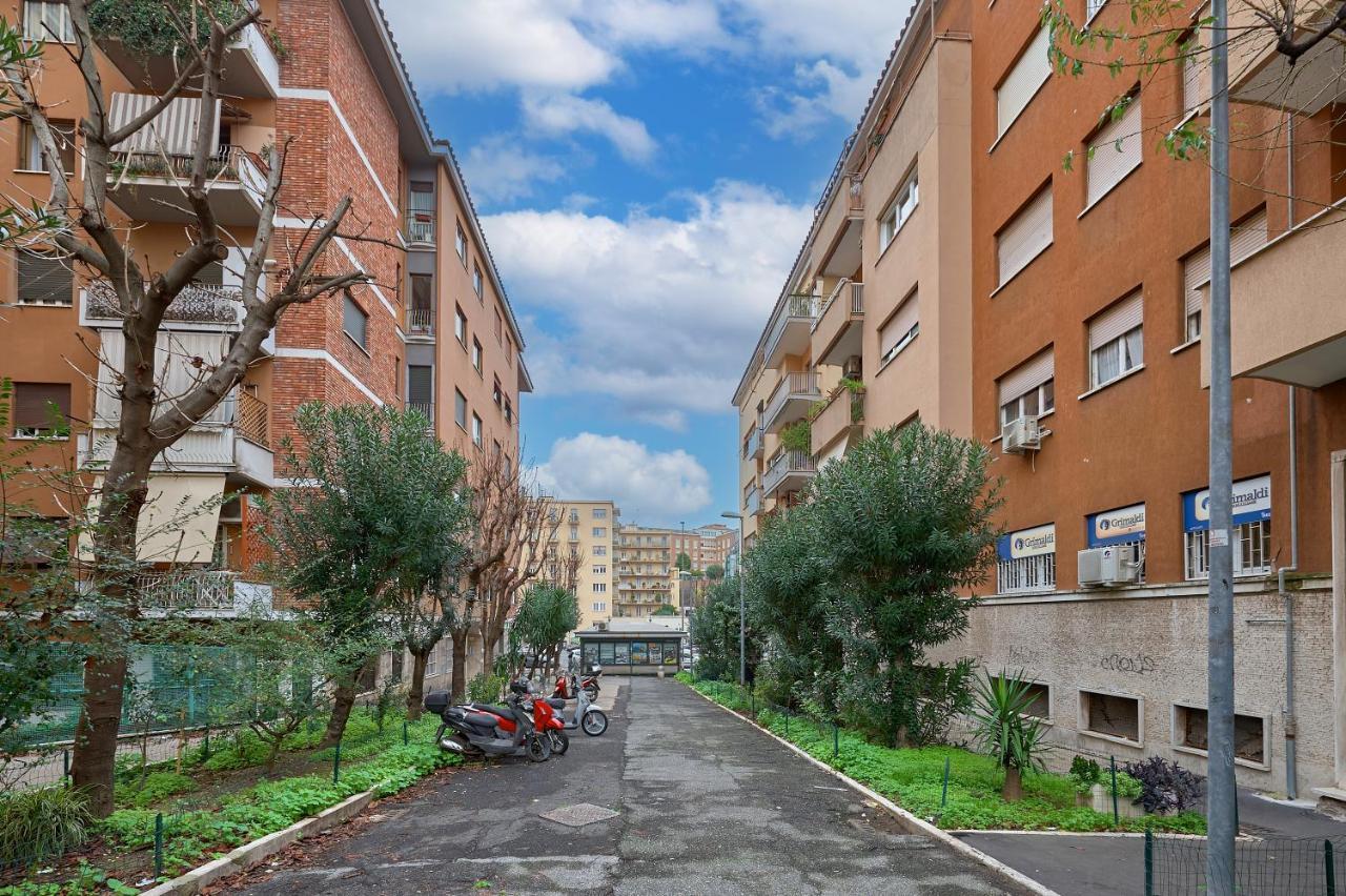Interno 9 A San Pietro Apartment Rome Bagian luar foto